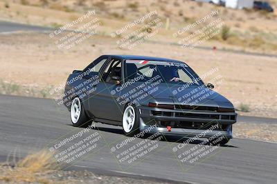 media/Oct-01-2022-Team Topak Racing (Sat) [[f860fb51be]]/2-Inter Low 2/session 2 turn 11/